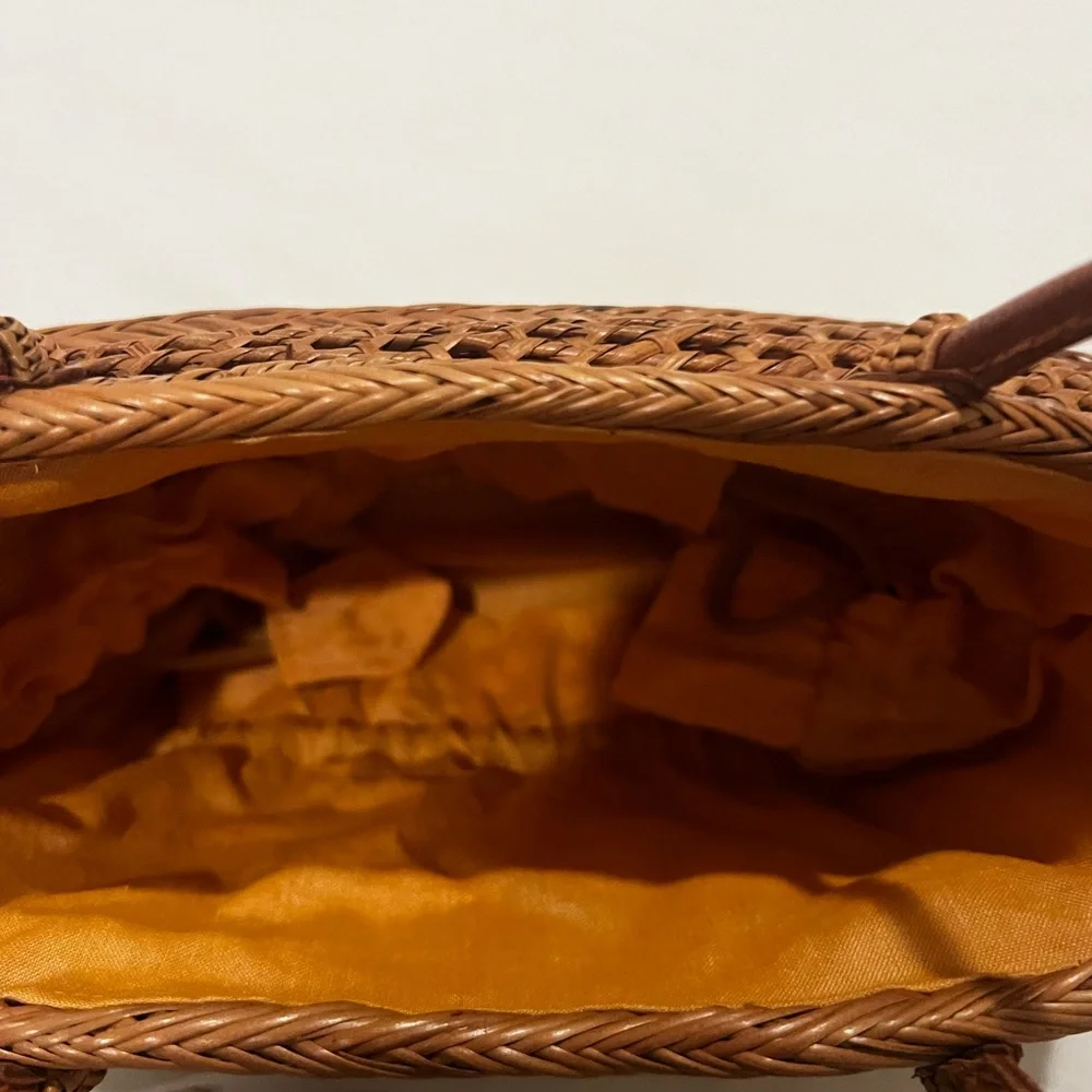 Peggy Fisher Brown Woven Handbag - Picture 2 of 2
